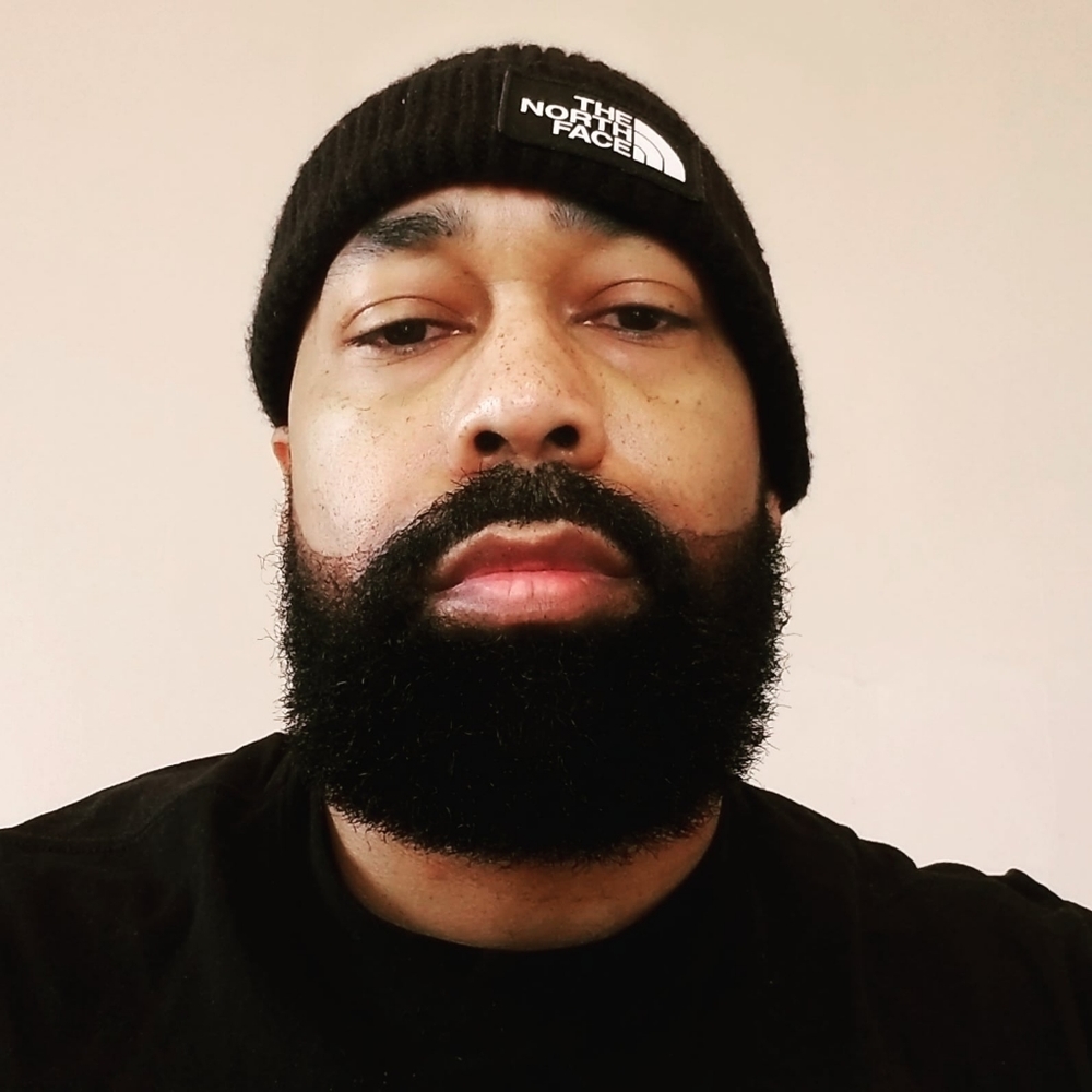 Meet your Posher, Troy